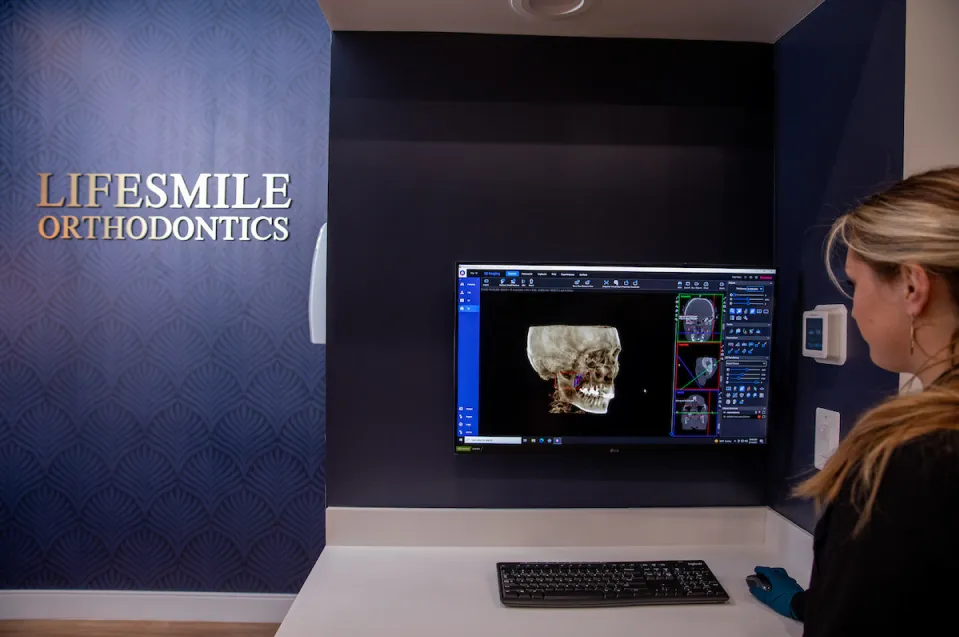 LifeSmile Orthodontics modern office with advanced technology